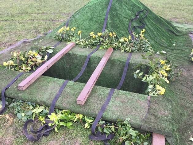Hole for casket