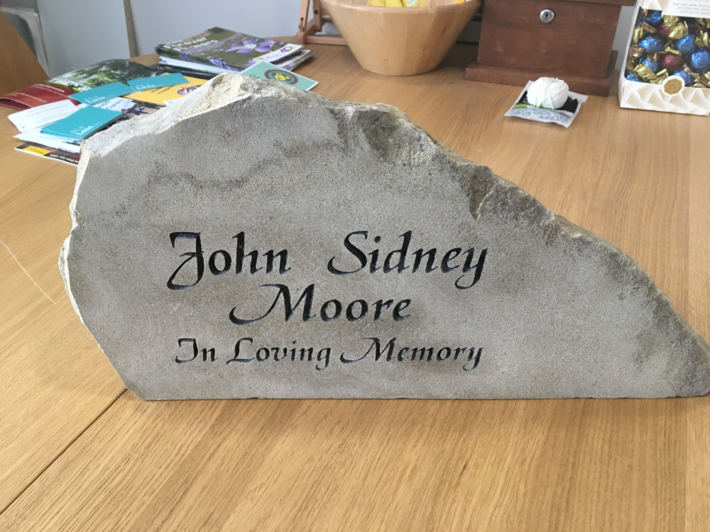 memorial plaque